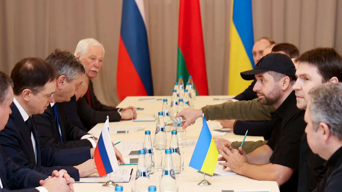 Πόλεμος στην Ουκρανία: Το Κίεβο χαρακτηρίζει «πολύ δύσκολες» τις διαπραγματεύσεις με τη Μόσχα