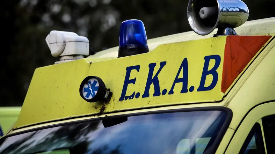 Αιγάλεω: Πέταξε τα ανίψια της από το μπαλκόνι και μετά έπεσε και η ίδια στο κενό