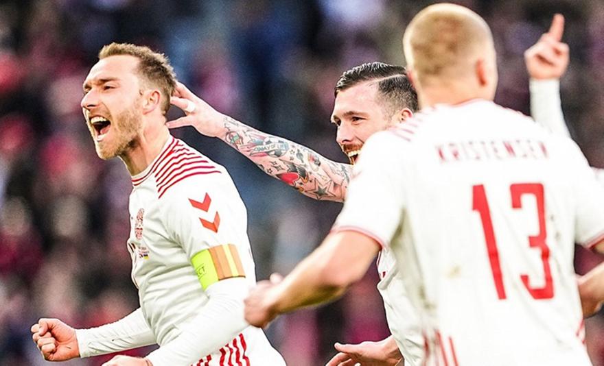 Ασυγκράτητος ο Έρικσεν: Σκόραρε σε δεύτερο σερί διεθνή ματς μέσα σε τρομερή αποθέωση (vid)