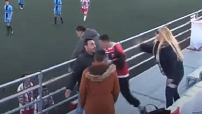 Έγινε κι αυτό στην Ελλάδα: Διεκόπη αγώνας επειδή γυναίκες τσακώθηκαν στην εξέδρα