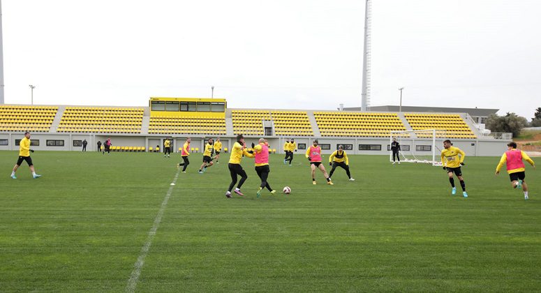 ΑΕΚ: «Μπήκαν» Λιβάι και Αραούχο!