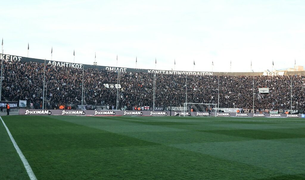 Οπαδοί του ΠΑΟΚ επιστρέφουν στην Ελλάδα μετά το τραγικό τροχαίο στη Ρουμανία