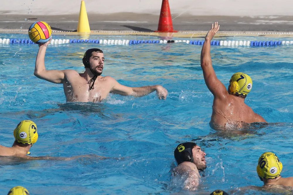 Πόλο ανδρών: Κατέρρευσε (13-6) στο Περιστέρι η ΑΕΚ