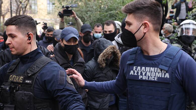 Πάτρα: Εξετάζουν κινητό & laptop της Ρούλας Πισπιρίγκου – Σε άγνωστο σημείο ο Μάνος Δασκαλάκης