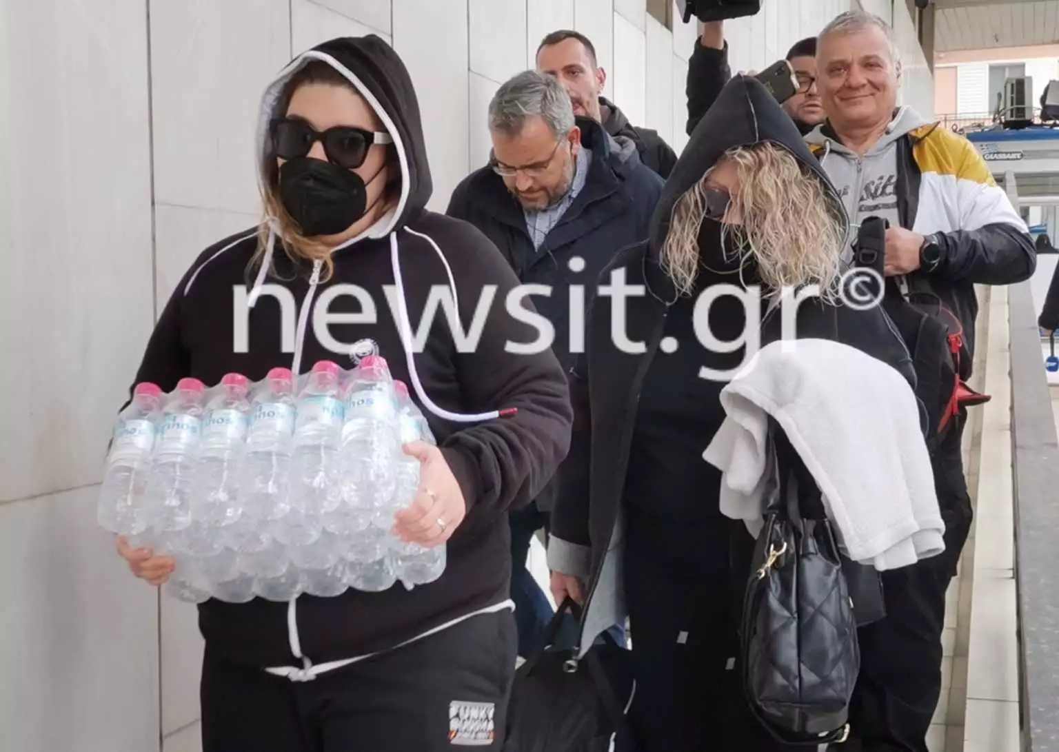 Στη ΓΑΔΑ η μητέρα και η αδερφή της Ρούλας Πισπιριγκου – «Αφήστε μας ήσυχες»!