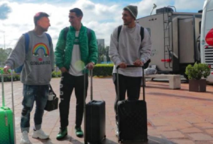 Viral o Μέσι: Με outfit 8.500 ευρώ κατά την άφιξή του στην Αργεντινή (vid)