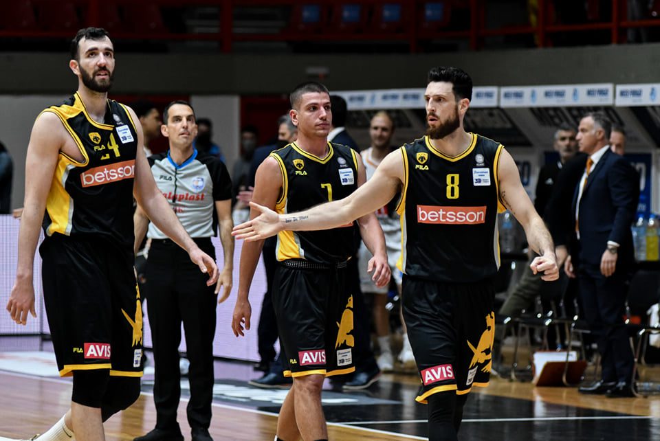 Φλιώνης: «Με τον κόσμο μας δίπλα όλα είναι αλλιώς – Όλοι μαζί μέχρι το τέλος»