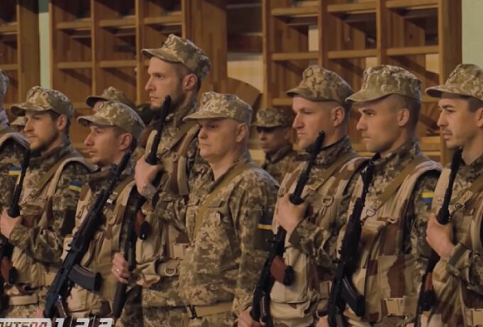 Ουκρανία: Σχεδόν ολόκληρη ποδοσφαιρική ομάδα κατατάχθηκε στον στρατό!