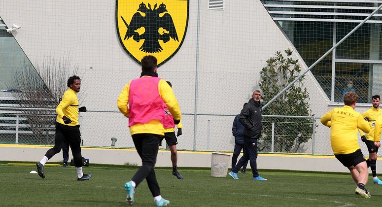 AEK: «Παρών» για Φάληρο οι Γκαρσία και Τσούμπερ – Ποιοι ακολούθησαν ατομικά!