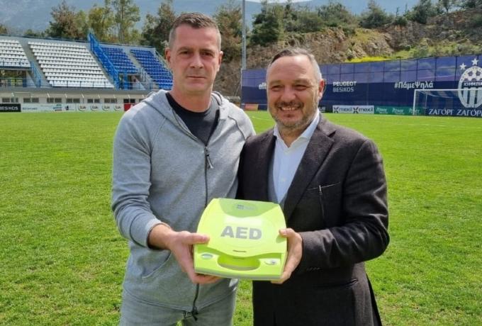 ΠΑΕ Κηφισιά: Δώρισε έναν απινιδωτή στον Δήμο Καισαριανής