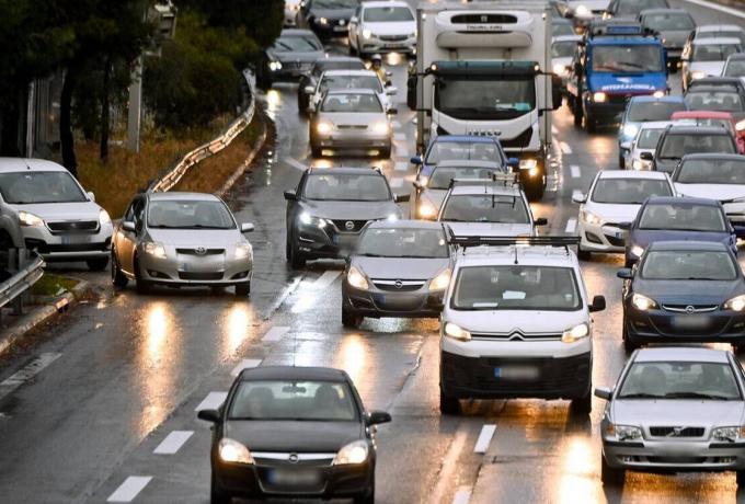 Τέλη κυκλοφορίας: Η νέα ρύθμιση στη Βουλή – Τι πρέπει να γνωρίζετε