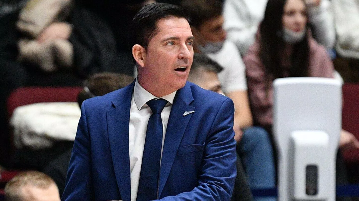 Ενδιαφέρον Φενέρμπαχτσε για Τσάβι Πασκουάλ
