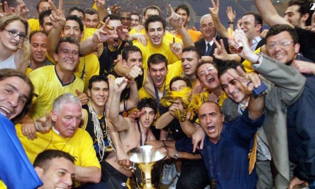Πόσο καλά θυμάσαι την πρωταθλήτρια ΑΕΚ του 2002;