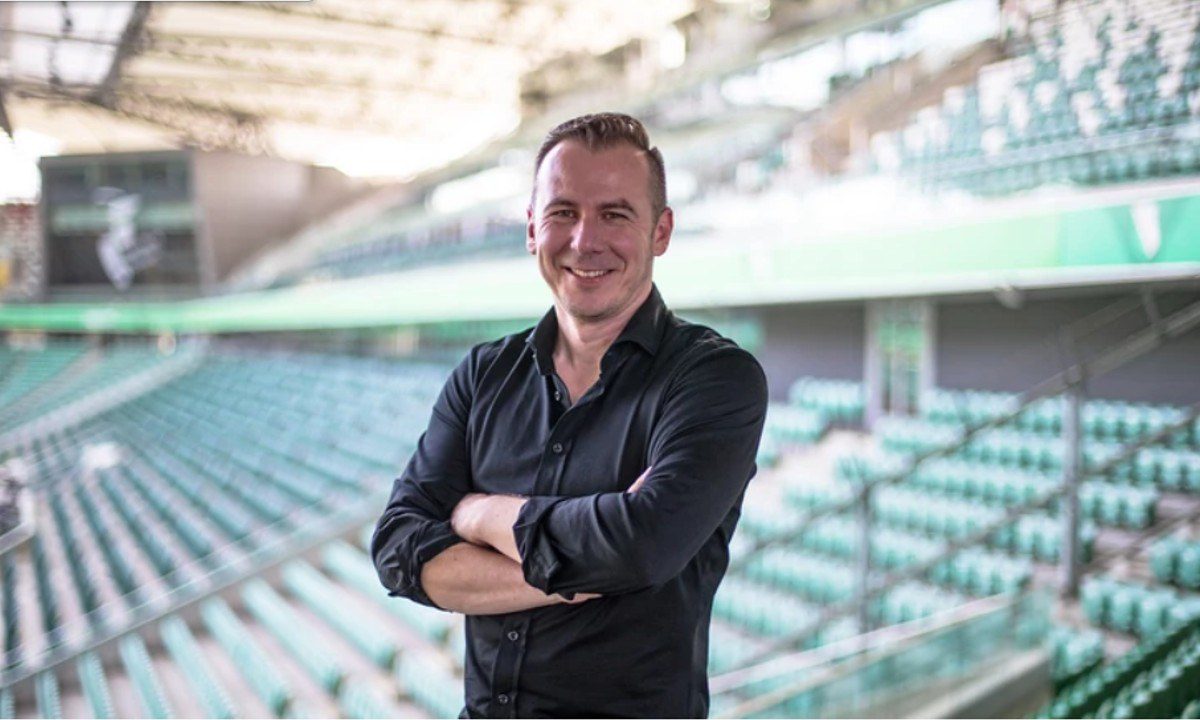 ΑΕΚ: Συμφώνησε με τον Κουχάρσκι για τεχνικό διευθυντή!