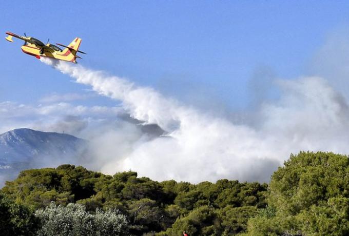 Συναγερμός για πυρκαγιές: Σε επιφυλακή 22 περιοχές της Ελλάδας