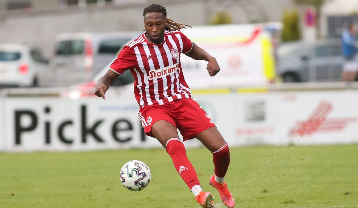 Επιστρέφει στον Ολυμπιακό ο Σεμέδο