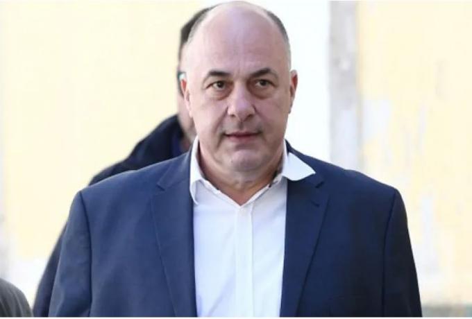 Οργή Μπέου για τον Κλέιμαν: «Πώς μπόρεσε να κακοποιήσει ένα μικρό κορίτσι; Να του επιβληθεί η αυστηρότερη ποινή!»