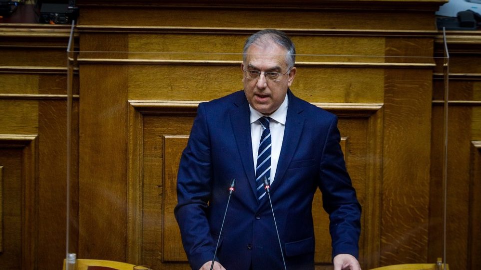 Τάκης Θεοδωρικάκος: «Ύψιστης σημασίας η ενημέρωση μαθητών και γονέων για την αντιμετώπιση του σχολικού εκφοβισμού και των κινδύνων του διαδικτύου»