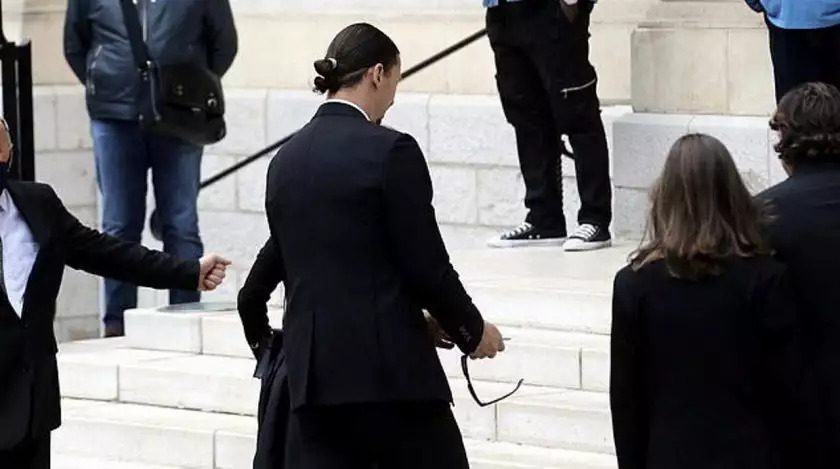 Χάαλαντ, Ιμπραΐμοβιτς και Ντοναρούμα στην κηδεία του Ραϊόλα