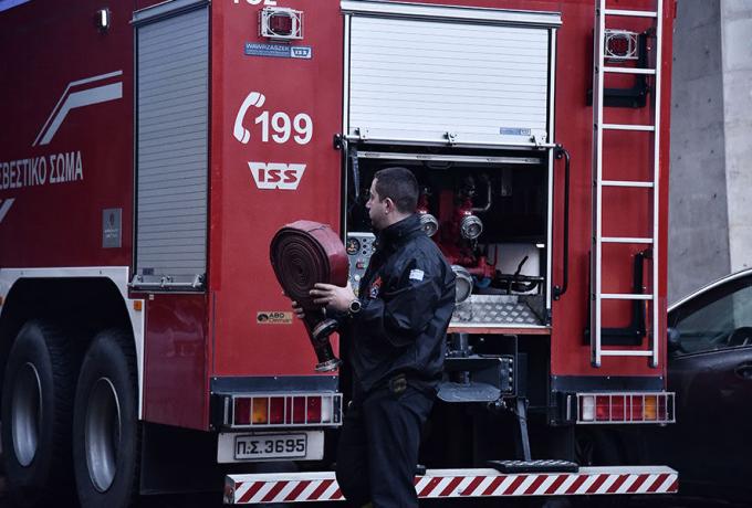 Έκρηξη σε κατάστημα στο κέντρο της Αθήνας με έναν τραυματία