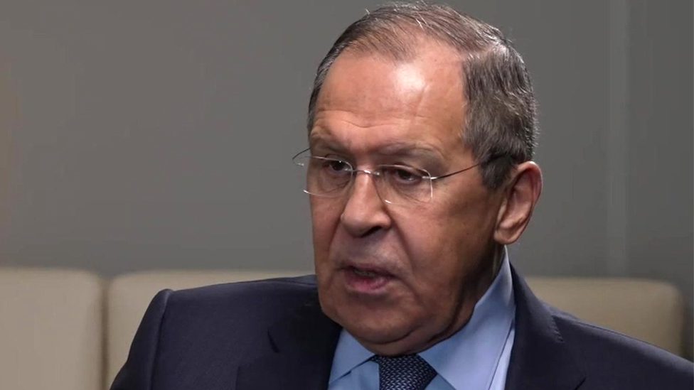 Λαβρόφ: «Η Ρωσία δεν εισέβαλε στην Ουκρανία»