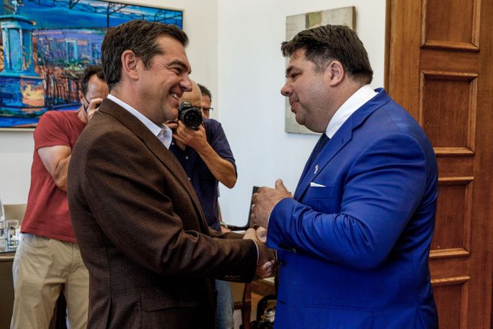 Τσίπρας σε πρυτάνεις: «Να αποσυρθεί το νομοσχέδιο Κεραμέως που καταργεί τη δημοκρατία στα πανεπιστήμια»