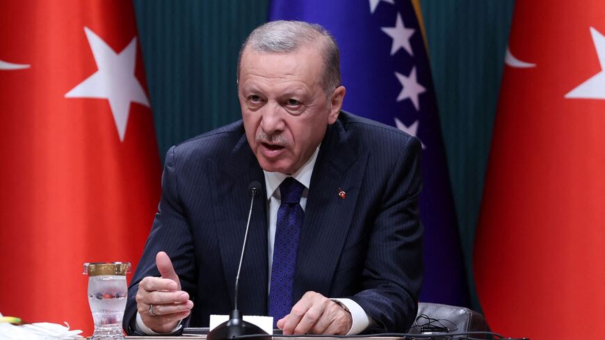 Ερντογάν κατά της Ελλάδας: «Θα πάθετε ό,τι και οι πρόγονοί σας πριν από 100 χρόνια»
