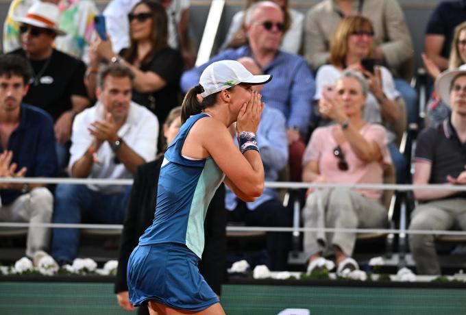 Είδε τον Λεβαντόφσκι και… τρελάθηκε η Ίγκα (pics)