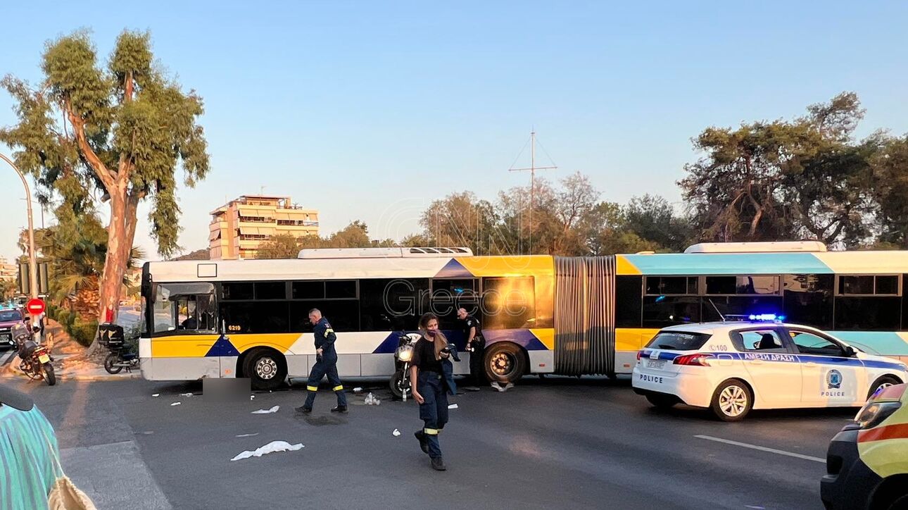 Σοβαρό τροχαίο στην Παραλιακή: Αστικό λεωφορείο συγκρούστηκε με μηχανή