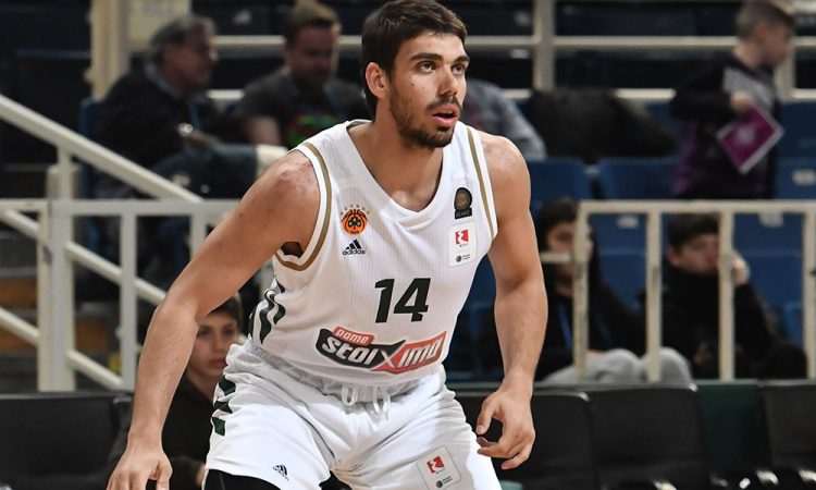 ΑΕΚ: Ενδιαφέρον για τον Περσίδη