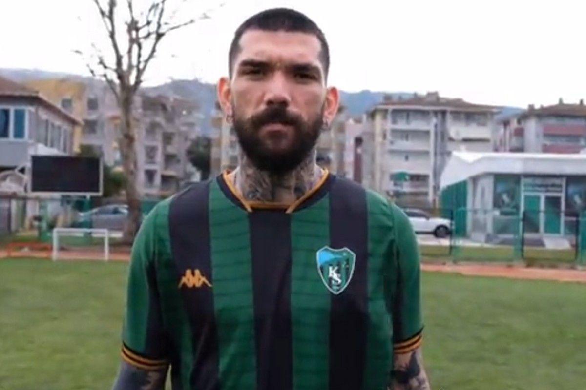 Τέλος από την Κοτσαέλισπορ ο Κολοβός