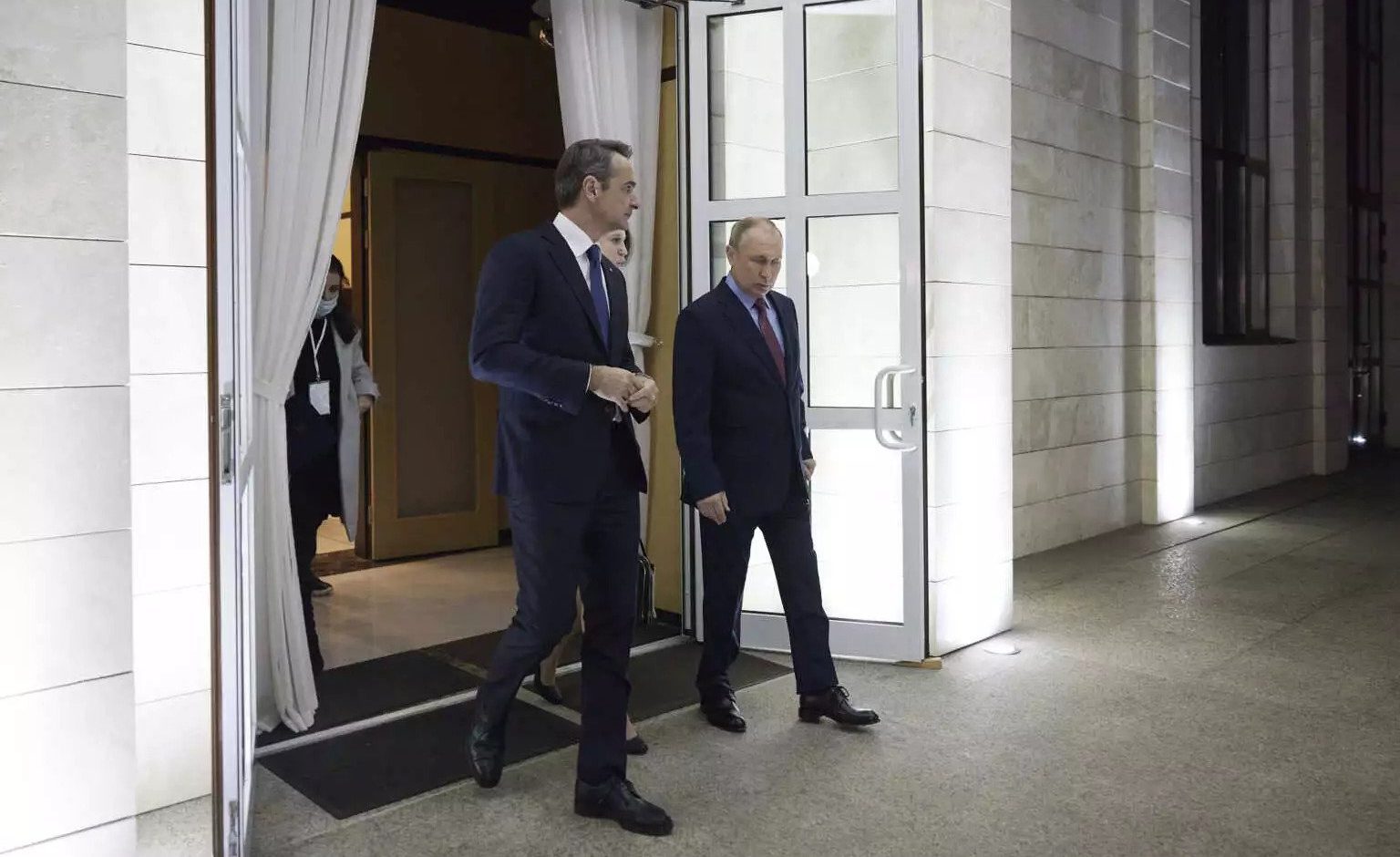 Ρωσία: Και η Ελλάδα στη λίστα με τις «μη φιλικές χώρες»