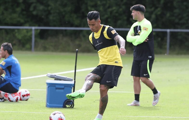 ΑΕΚ: Πρόβλημα στον προσαγωγό ο Αραούχο – Δεν παίζει με Ουτρέχτη