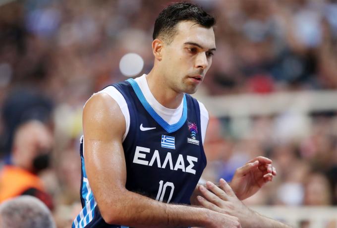 Αγωνία για Σλούκα: Υπέστη οστικό οίδημα – Τρέχει να προλάβει το Ευρωμπάσκετ!