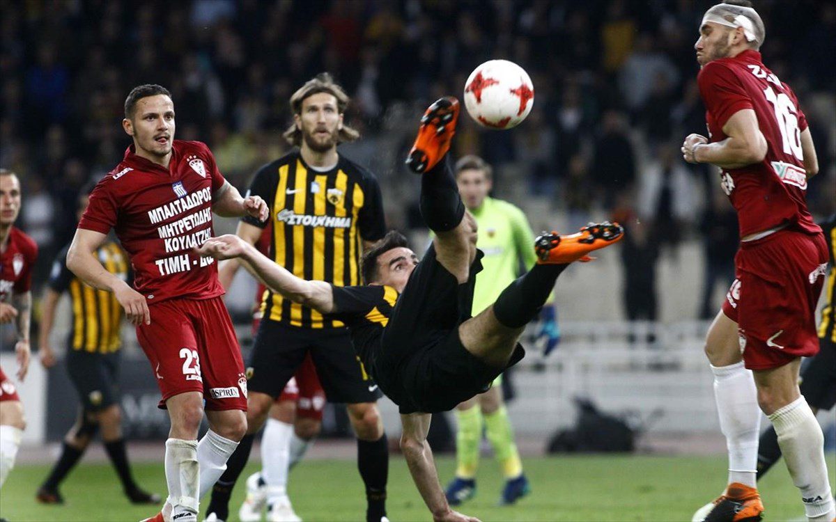 Το τρολάρισμα του Λάζαρου για το ανάποδο ψαλίδι του Μέσι! (pic)