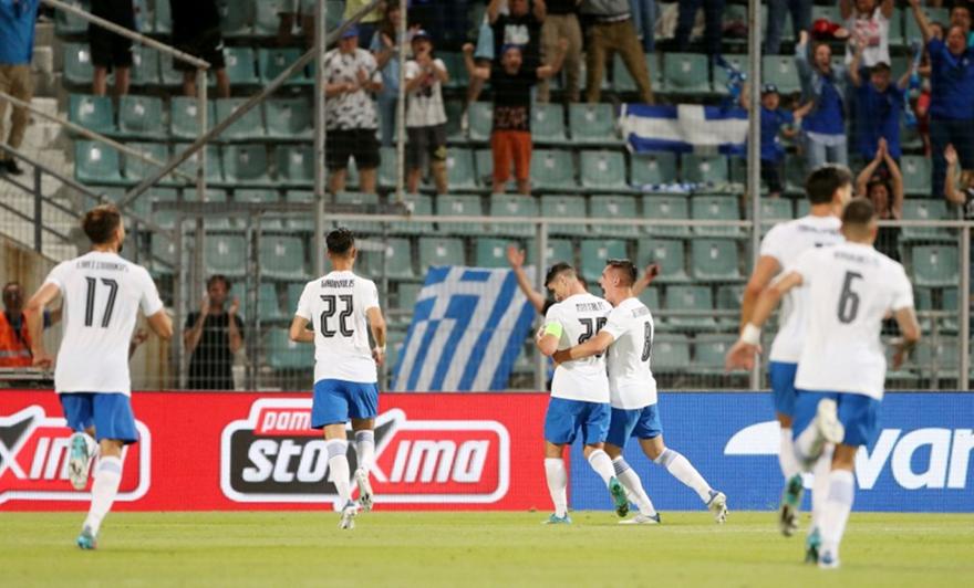 Πτώση μίας θέσης για την Ελλάδα στην κατάταξη της FIFA