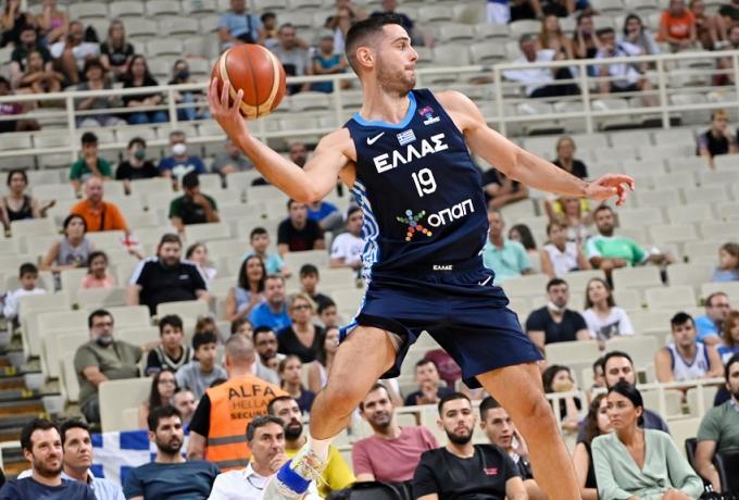 Μπαίνει στις προπονήσεις της Εθνικής ο Παπαπέτρου