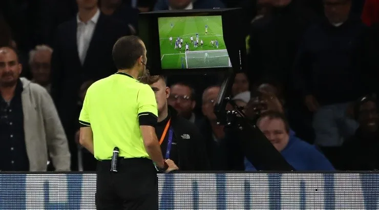 Champions League: Ντεμπούτο για το ημι-αυτόματο οφσάιντ από τη νέα σεζόν!
