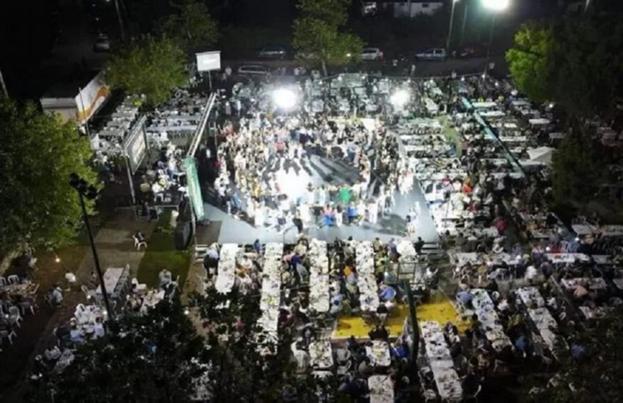 Ορεστιάδα: Κατέρρευσε και πέθανε επί σκηνής 63χρονος χορευτής!
