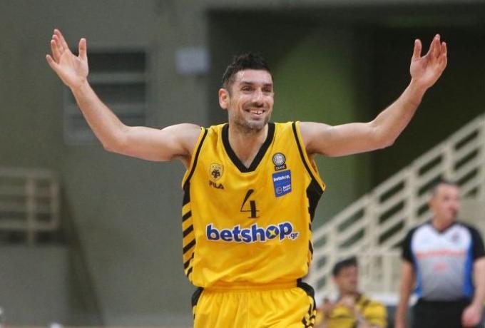 Ξανθόπουλος: «Πολύ χαρούμενος που επέστρεψα στην ΑΕΚ»