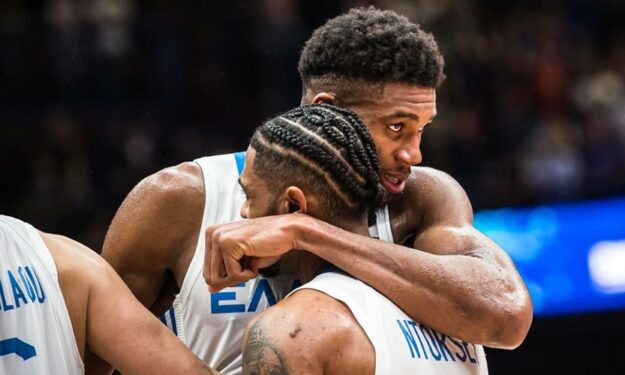 Η Ελλαδάρα «ισοπέδωσε» Ιταλία και διαιτητές και έκανε το «2 στα 2»!