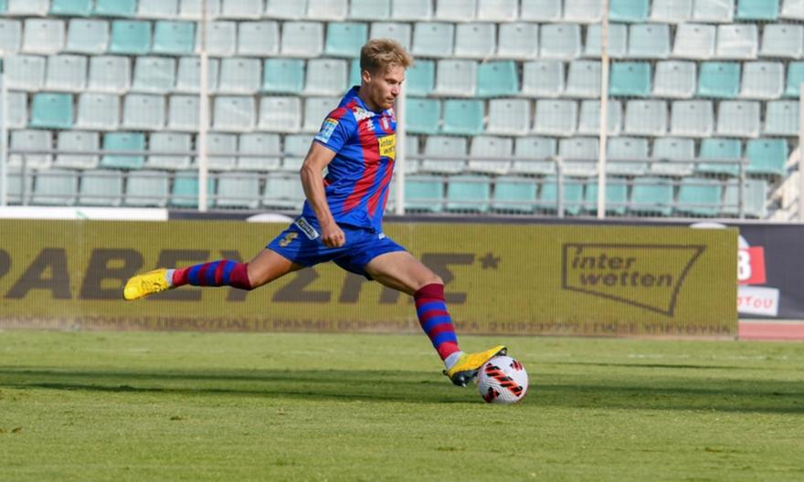 Για τρεις μεταγραφές πάει η ΑΕΚ – Προχωράει και του Φαν Βέερτ