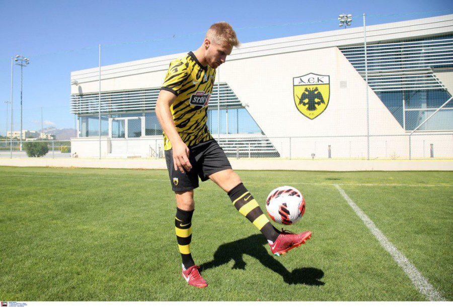 Το πρώτο μήνυμα του Φαν Βέερτ φορώντας τα κιτρινόμαυρα – «Ανυπομονώ να αρχίσω να παίζω» (vid)