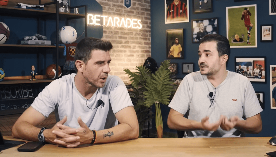 Κατσουράνης: «Η ΑΕΚ θα βγει 4η – Πρωταθλητής ο Παναθηναϊκός» (vid)