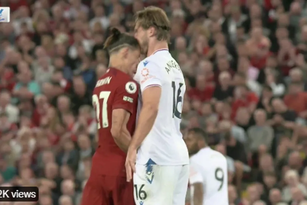 Κλοπ: «Όταν κάνω high five με τον Νούνιεζ του δίνω και μία στον σβέρκο για να μην ξεχάσει την αποβολή»