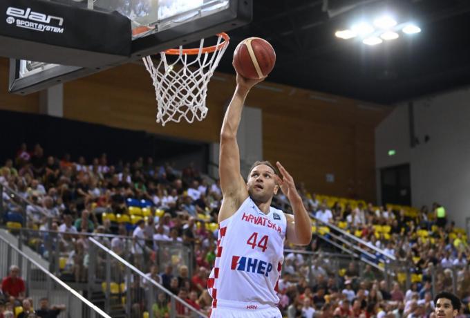 Μπογκντάνοβιτς: «Θα προσπαθήσουμε και οι πέντε μαζί να σταματήσουμε τον Γιάννη!»