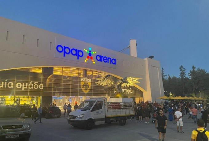 Χαμός: Δείτε τι επικρατεί έξω από την ΟΠΑΠ Αρένα ένα 24ωρο πριν τα εγκαίνια!