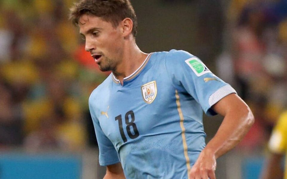 Πάει για το “μπάμ” με Γκαστόν Ραμίρες η Λαμία!