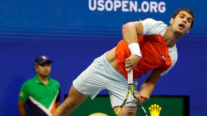 US Open: Μεγάλες προκρίσεις στα ημιτελικά για Αλκαράθ και Τιαφόε – «Καθάρισε» η Σβιάτεκ στις γυναίκες