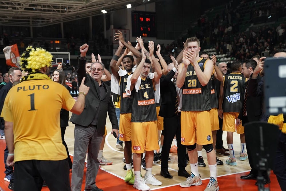 Τα TOP-3 καρφώματα των παιχτών της Βασίλισσας (vid)